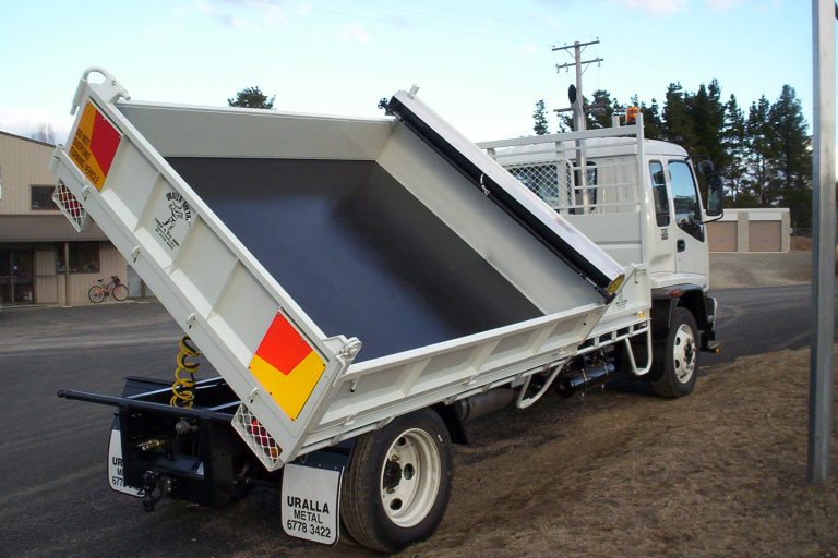 Truck-Tipper-4-768x512